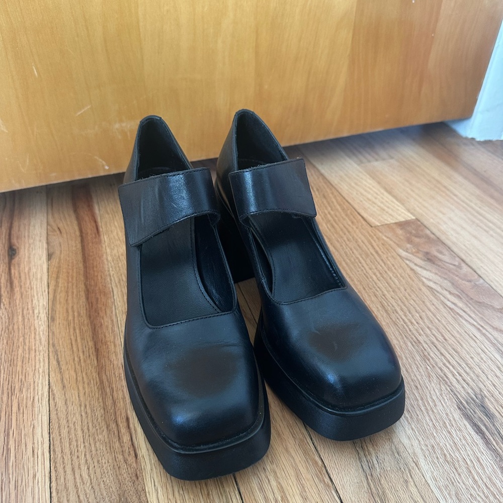 Vagabond Black Leather Platform Mary Jane Heels